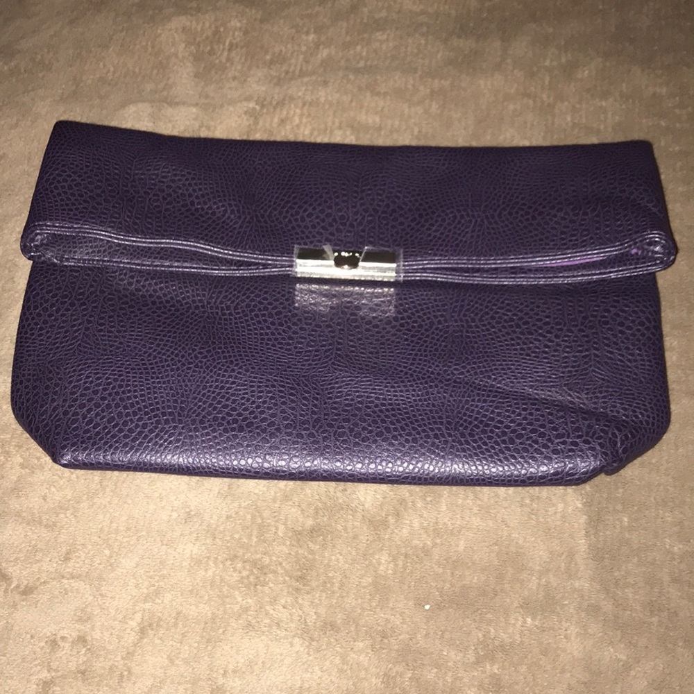 Purple clutch